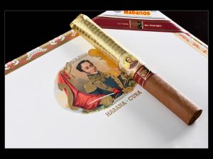 Bolivar La Casa del Habano New Gold Medal  玻利瓦爾 新金牌 LCDH版本