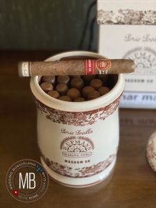 Serie Sevilla H.Upmann Magnum 50 2016年烏普曼瑪瑙50 陶瓷罐