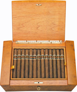 Habanos Grand Corona 1994 Humidor  1994哈伯納斯巨皇冠紀念保濕盒